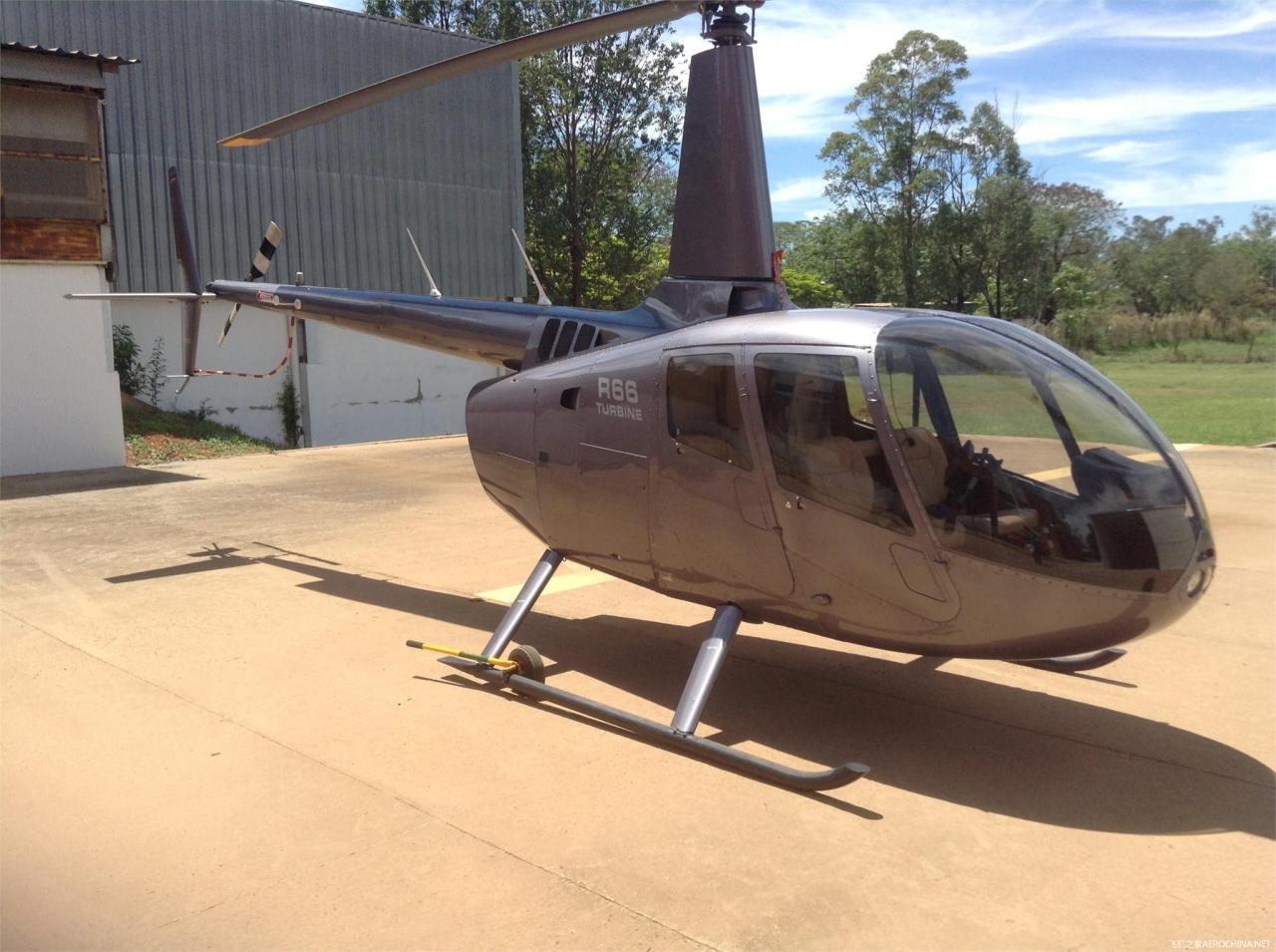 罗宾逊R66