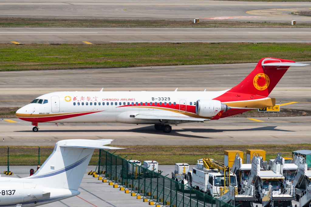 商飞-ARJ21