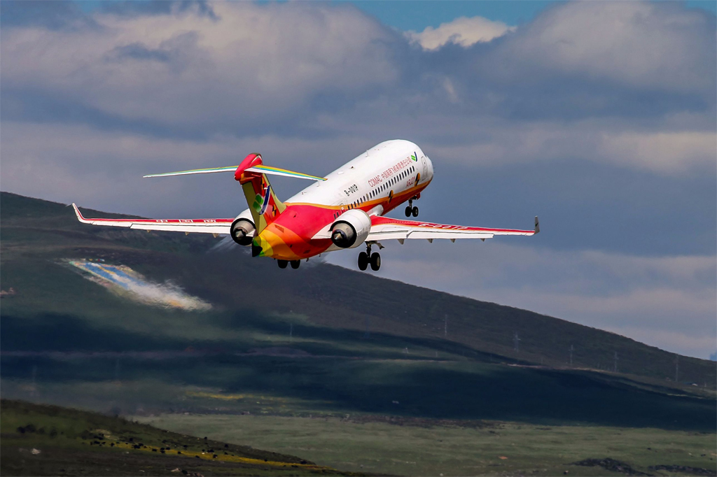 商飞-ARJ21
