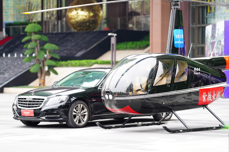 河南信阳租400万直升机空中看房 短视频600万播放